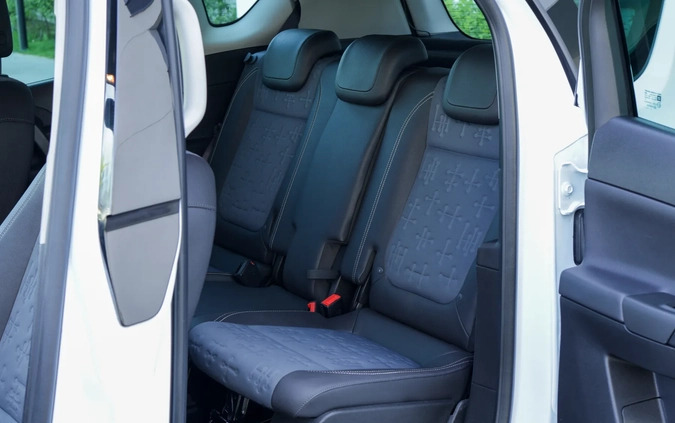 Opel Meriva cena 27900 przebieg: 174111, rok produkcji 2011 z Radom małe 631
